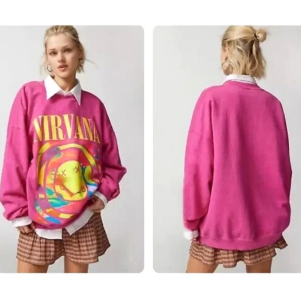 🆕 Urban Outfitters x Nirvana Smile Overdyed Crewneck Sweatshirt, Pink, S/M NWOP